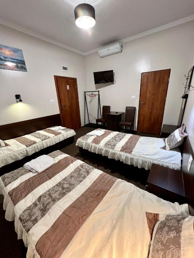 Apartamenty Ostrowiec - Pokoje Goscinne Centrum Ostrowiec Świętokrzyski Extérieur photo