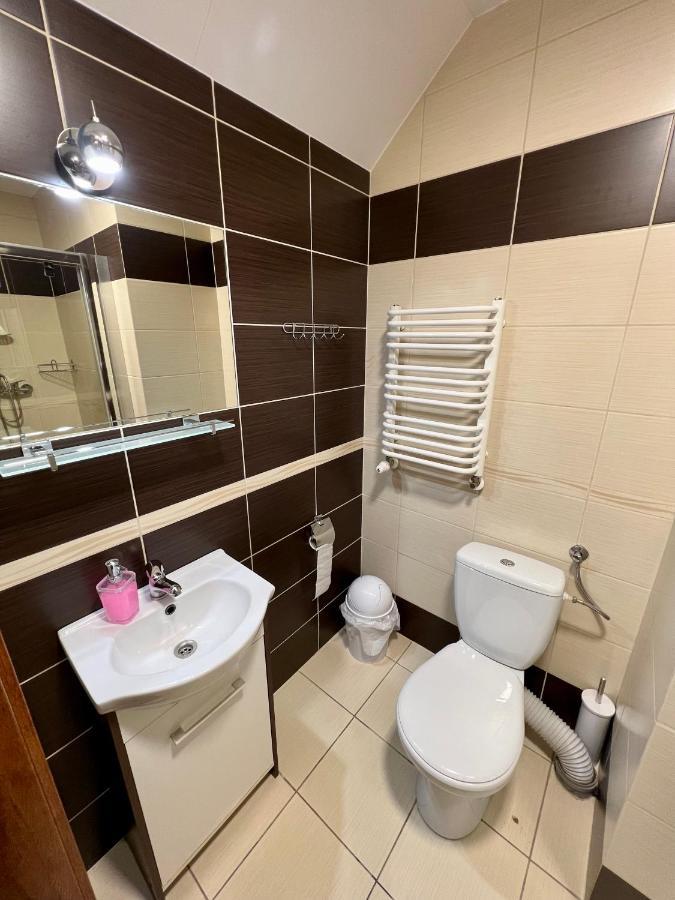 Apartamenty Ostrowiec - Pokoje Goscinne Centrum Ostrowiec Świętokrzyski Extérieur photo