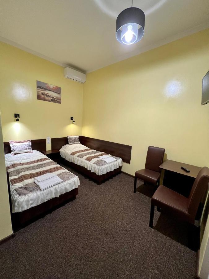 Apartamenty Ostrowiec - Pokoje Goscinne Centrum Ostrowiec Świętokrzyski Extérieur photo